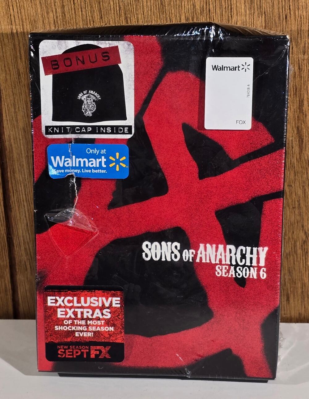 Sons of Anarchy Season 6 DVD Walmart Exclusive Bonus Knit Cap New Sealed